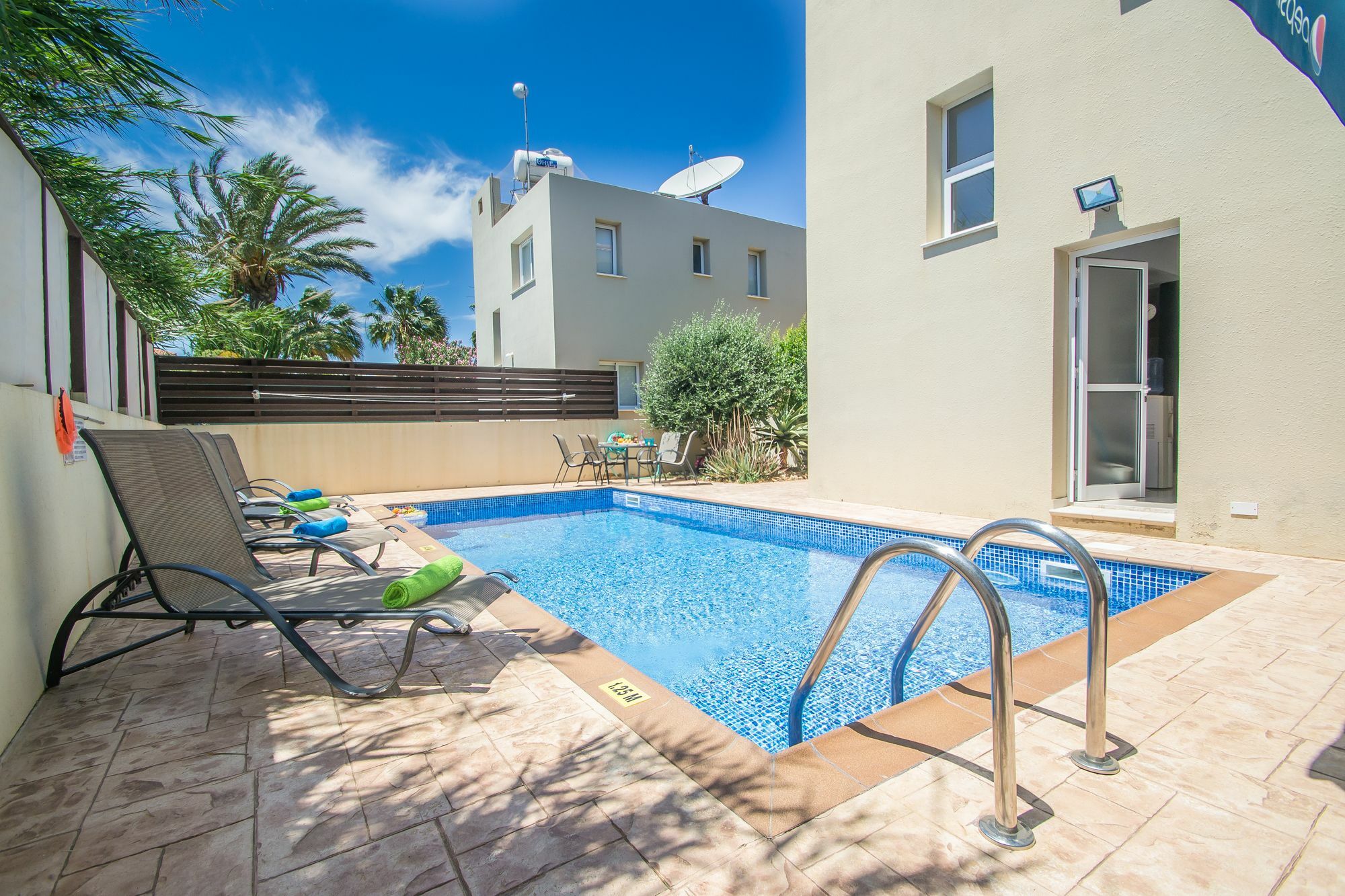 Presidential 6 Holiday Villa Pernera Ngoại thất bức ảnh